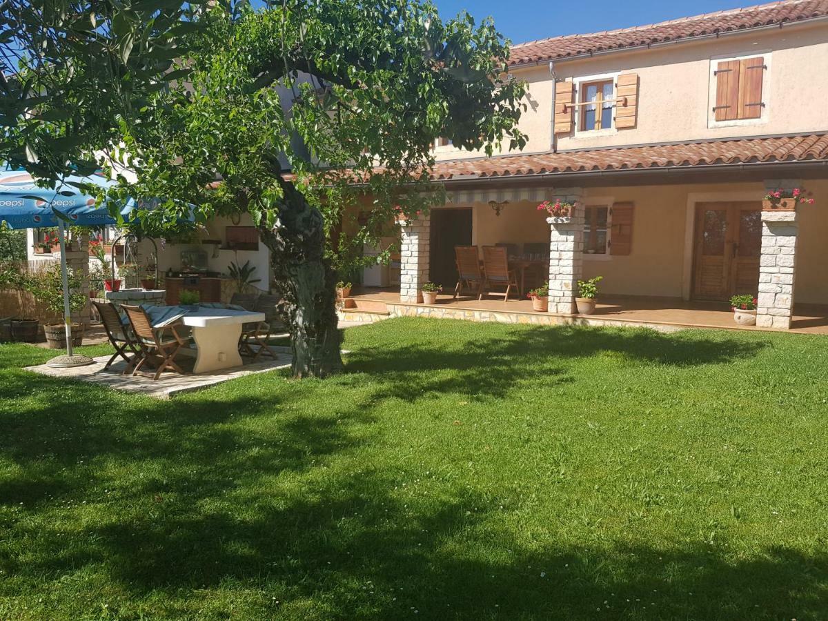 הוילה בוג'ה Casa Istria מראה חיצוני תמונה